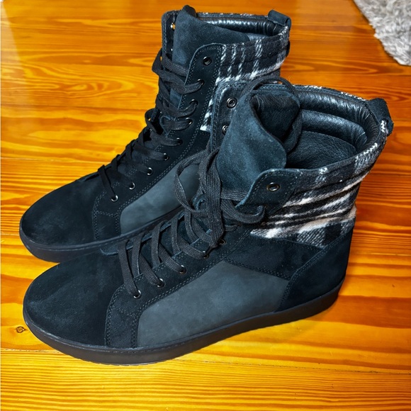 Men’s size 11 - j slides boots - Picture 3 of 7